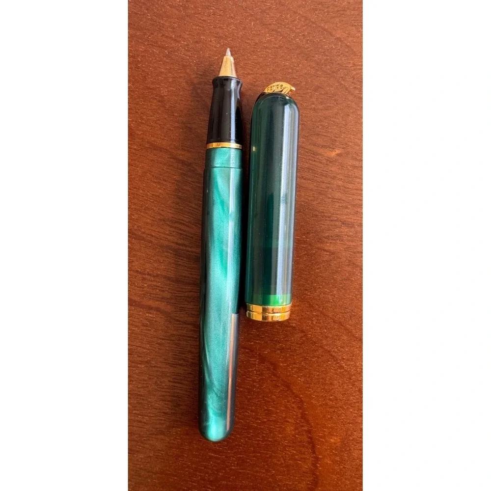 Visconti 1st Edition Green Marble Pericle Rollerball Pen RARE Vintage